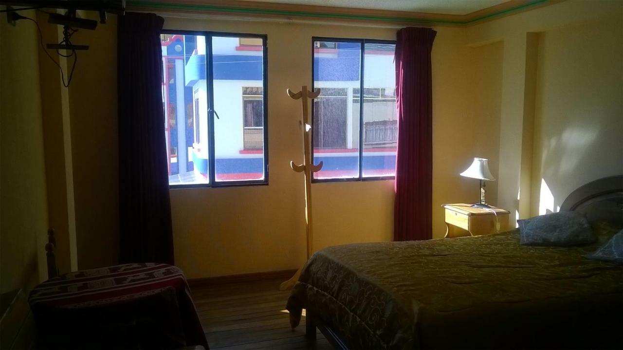 Hostal Real Los Andes Del Lago Copacabana  Buitenkant foto