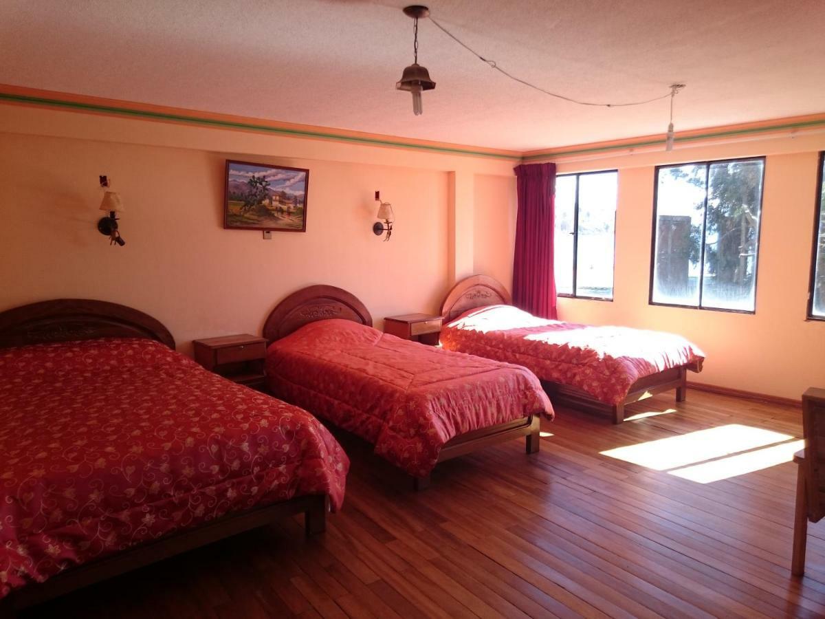 Hostal Real Los Andes Del Lago Copacabana  Buitenkant foto